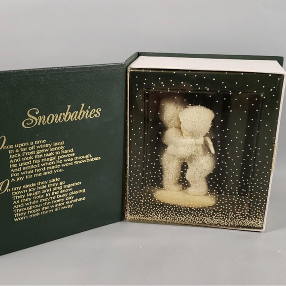 Snowbabies Dept 56 “I need a hug” Christmas Figurine Collectible Box Paperwork - Picture 1 of 3
